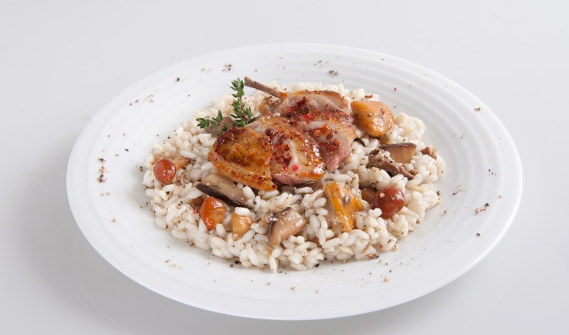 RISOTTO WITH MIXED MUSHROOMS, COARSELY-GROUND BLACK PEPPER AND SPICED QUAIL BREAST
