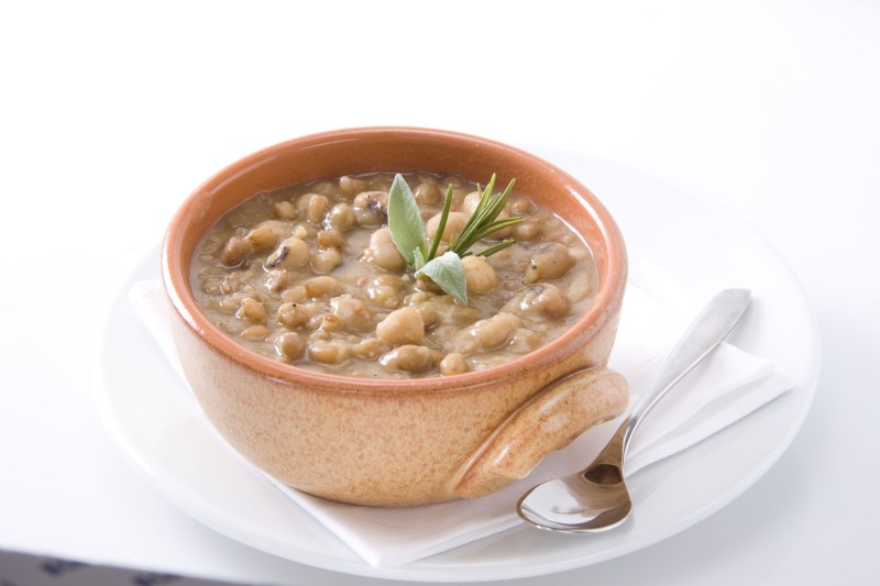 Sopa de farro y legumbres