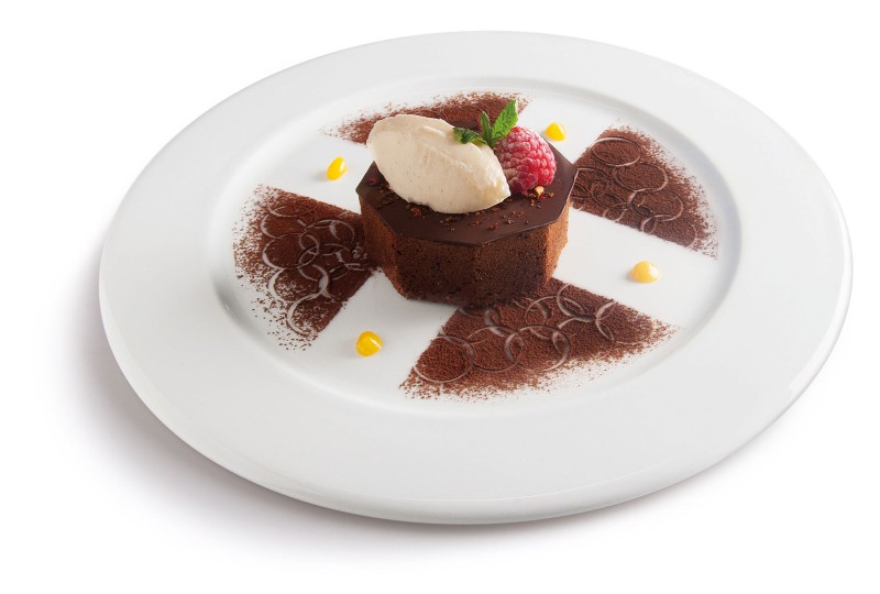 Chocolate cake with zabaione sauce