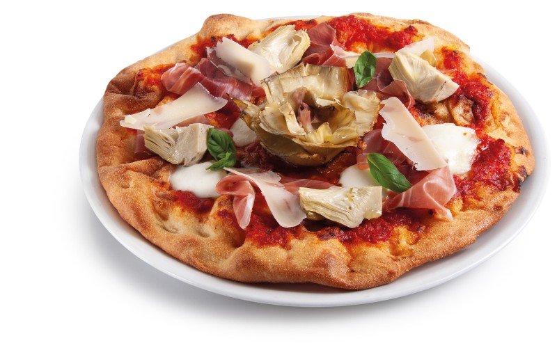 Pizza con jamón iberico, carciofi e grana