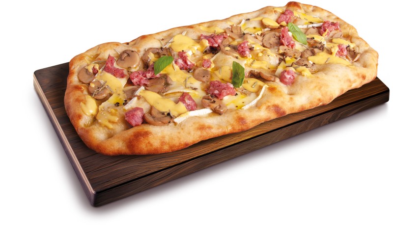 Pizza all’atmosfera di tartufo e carbonara